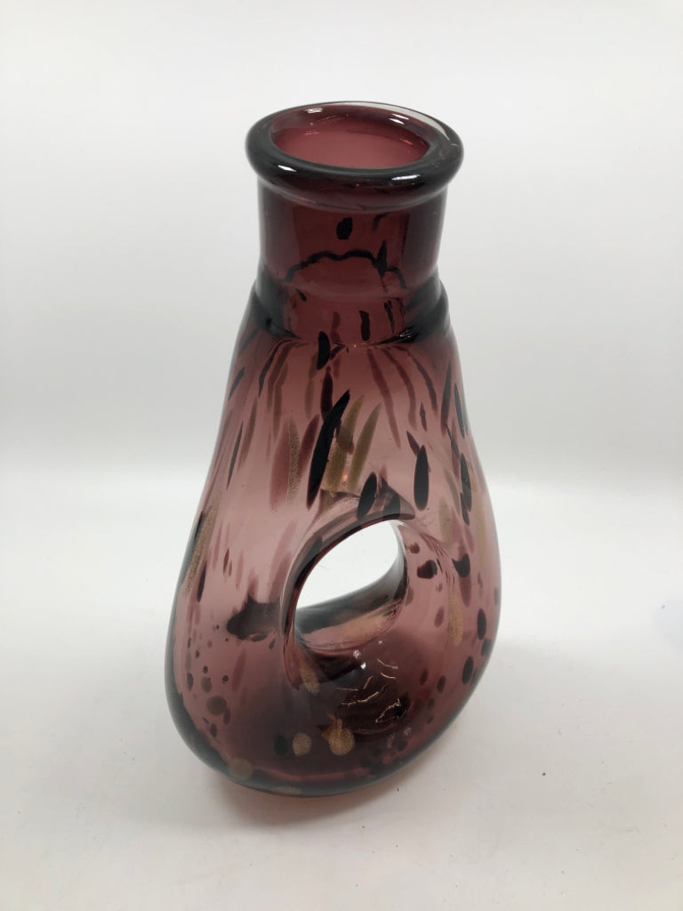TEARDROP PURPLE BLOWN GLASS VASE W/GOLD AND BLACK ACCENTS.