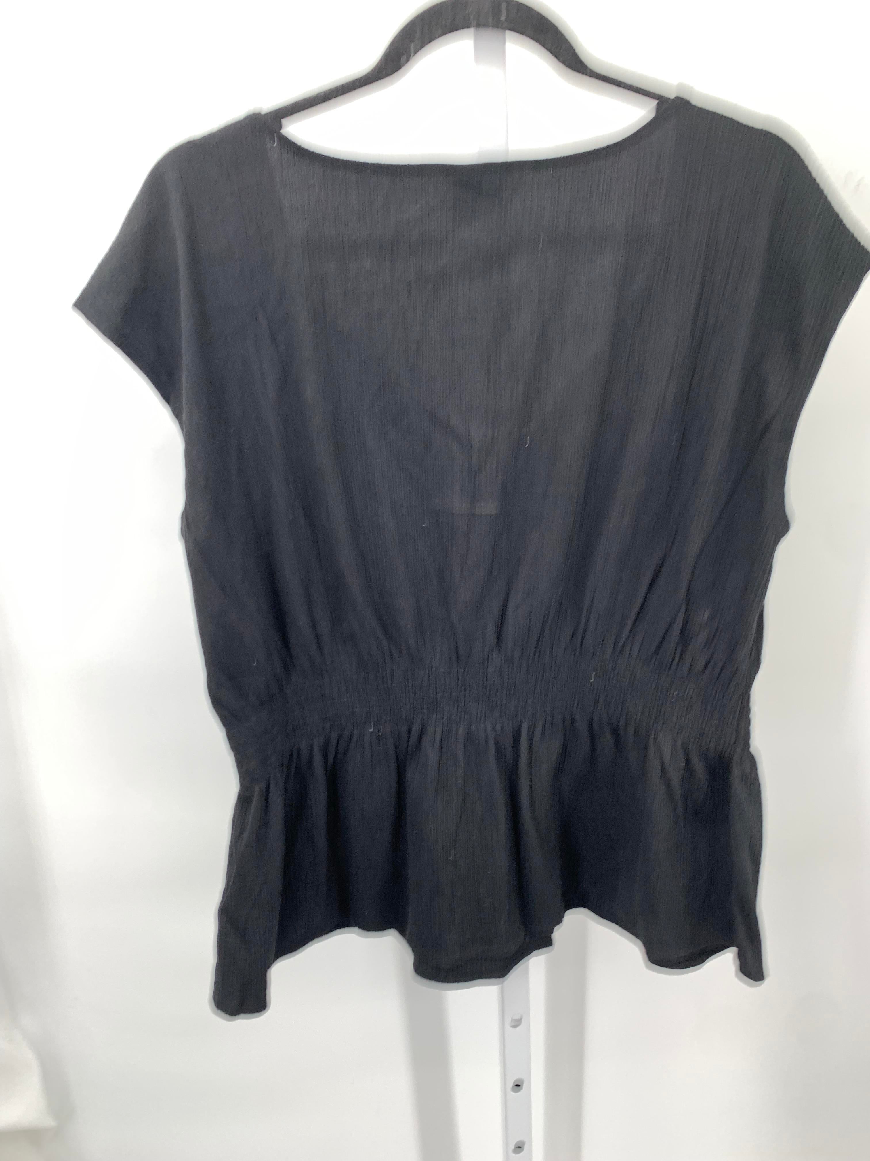 Old Navy Size Large Misses Short Sleeve Shirt