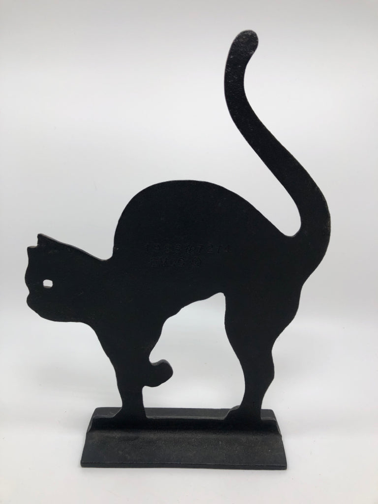 BLACK METAL CAT DOOR STOP.