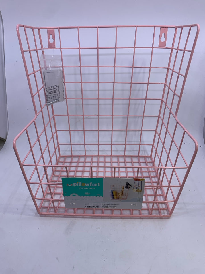 NIP PINK WIRE STORAGE CRATE PILLOW FORT.