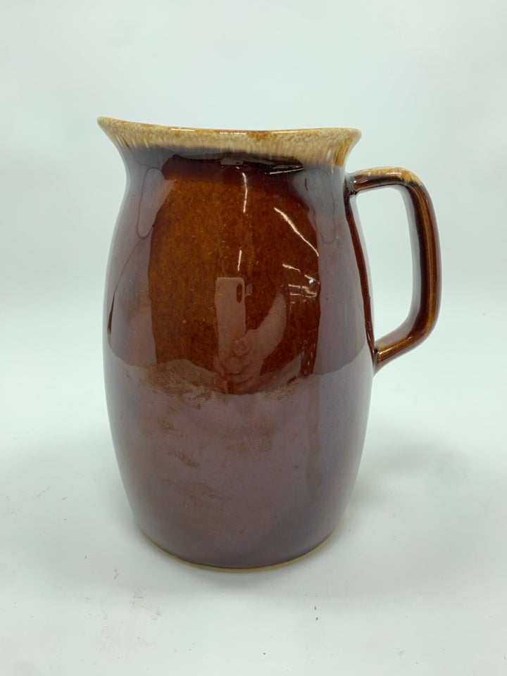 VTG BROWN DRIP GLAZE POTTERY PITCHER.