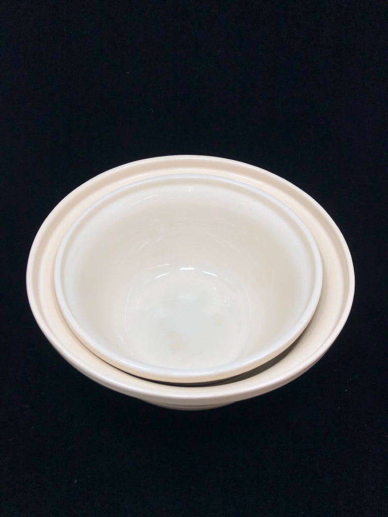 2 CORDON BLEU STRIPE NESTING MIXING BOWLS.