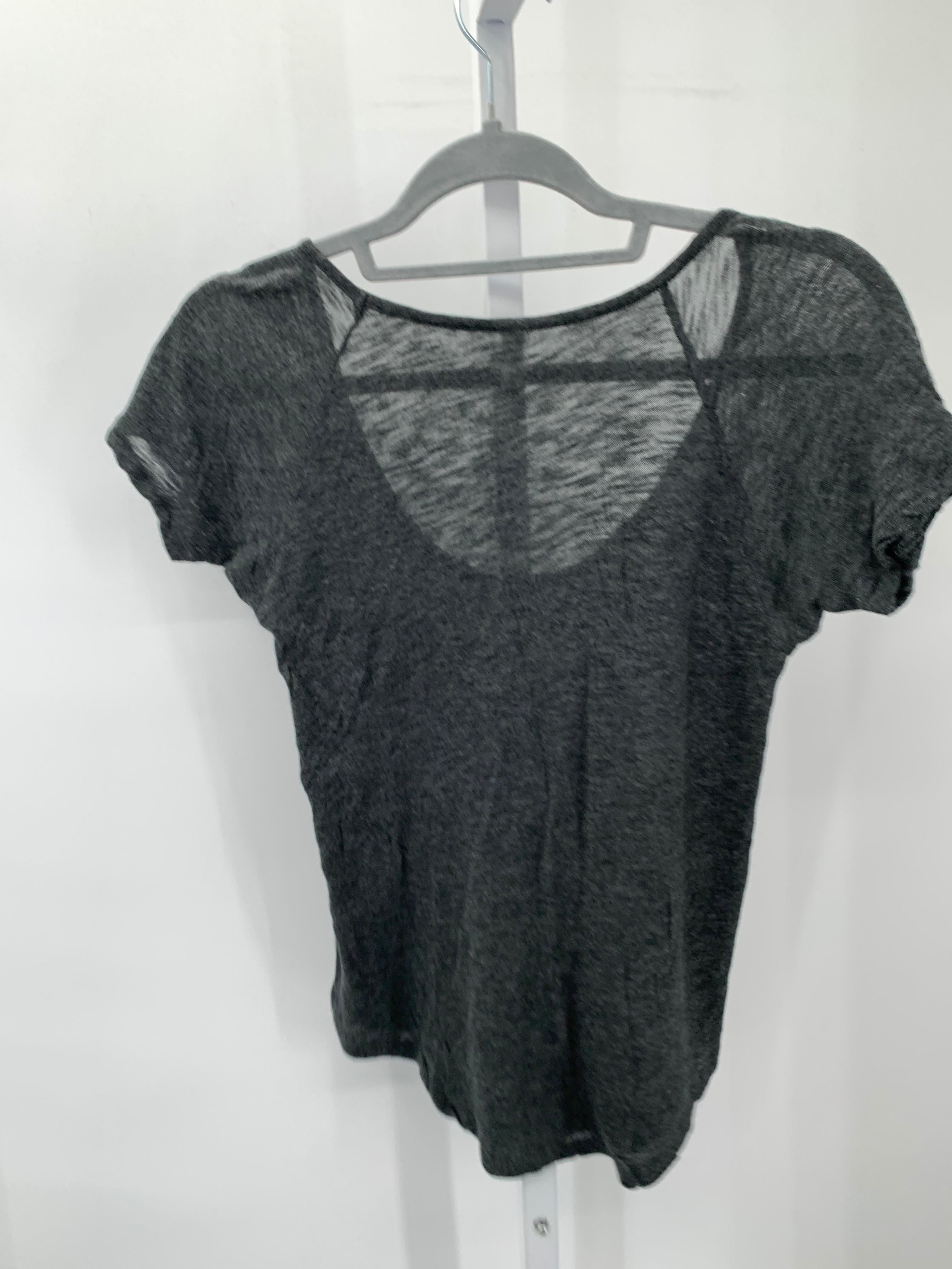Live Love Dream Size Small Juniors Short Sleeve Shirt