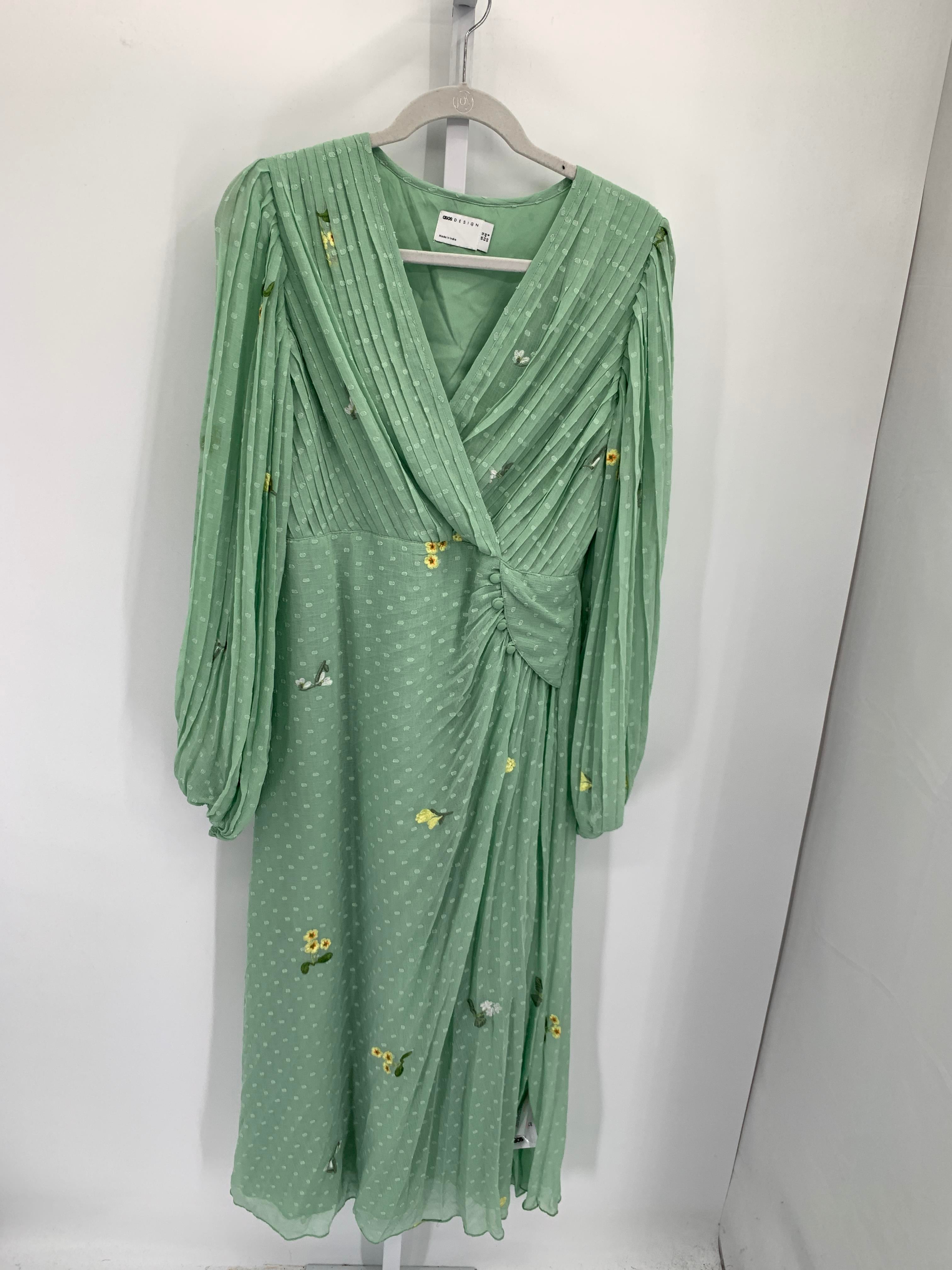 Size 8 Misses Long Sleeve Dress