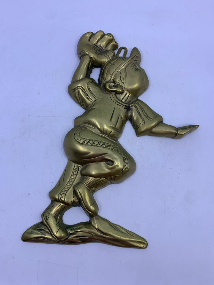 VTG GOLD METAL BASEBALL PLAYER PENCO.