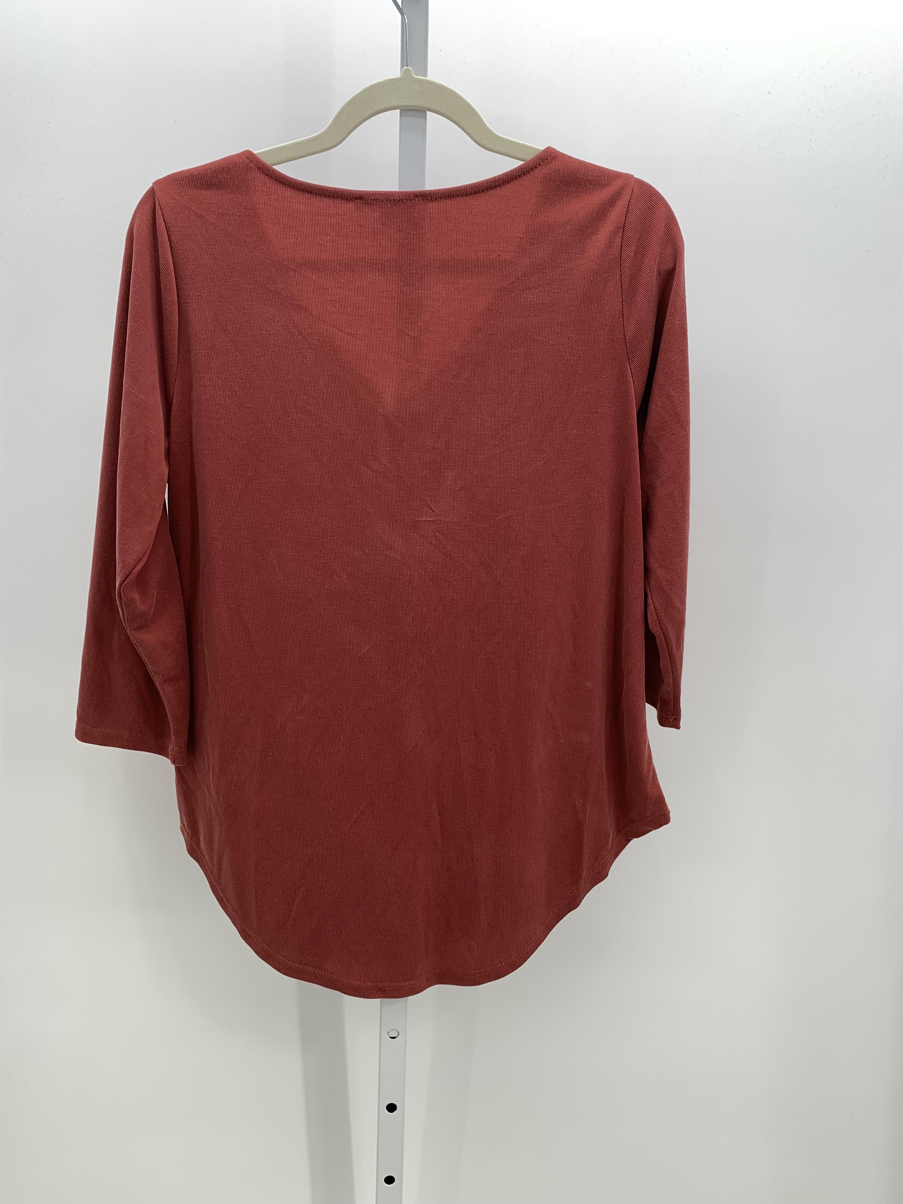 Green Envelope Size Medium Misses 3/4 Sleeve Shirt