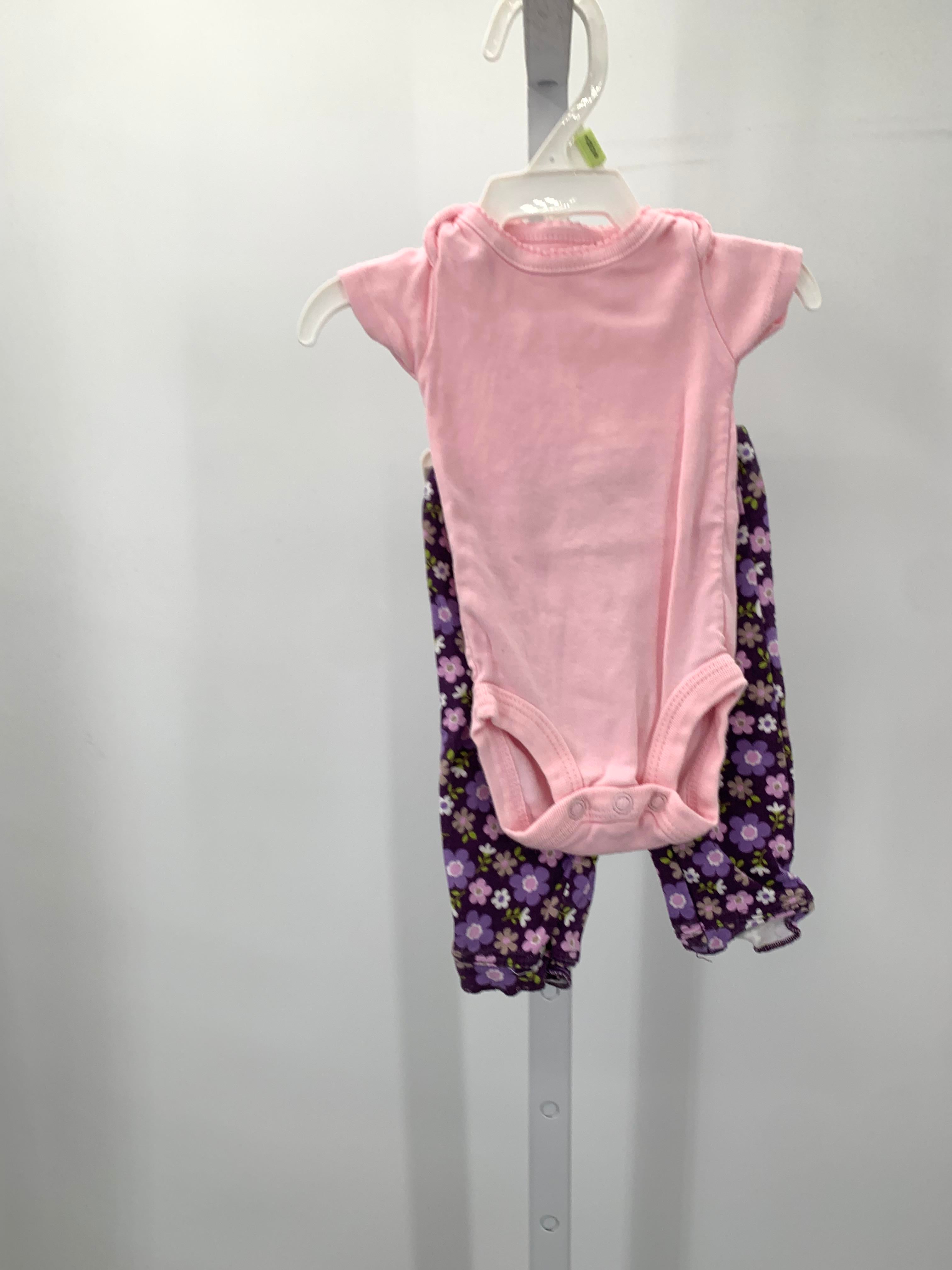 Carters Size Newborn Girls 2 Pieces