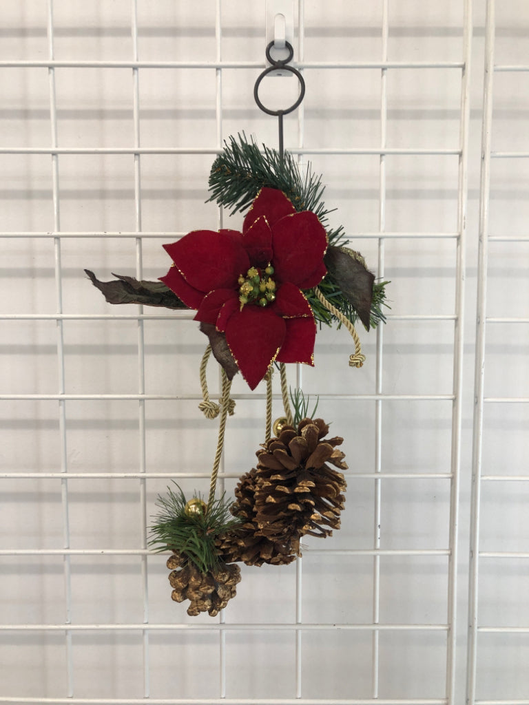 POINTSETTIA & PINECONE DOOR HANGING.