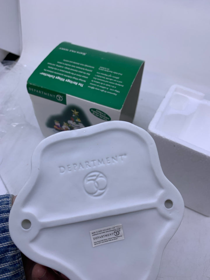 FELIZ NAVIDAD- CHRISTMAS AROUND THE WORLD- DEPT 56.