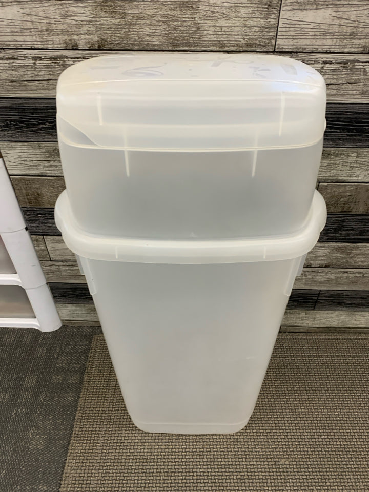 RUBBERMAID WRAPPING PAPER STORAGE BOX.