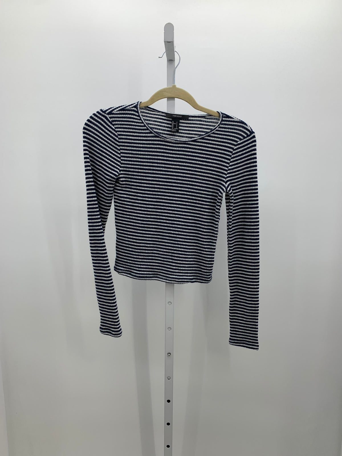 Forever 21 Size Small Juniors Long Sleeve Sweater