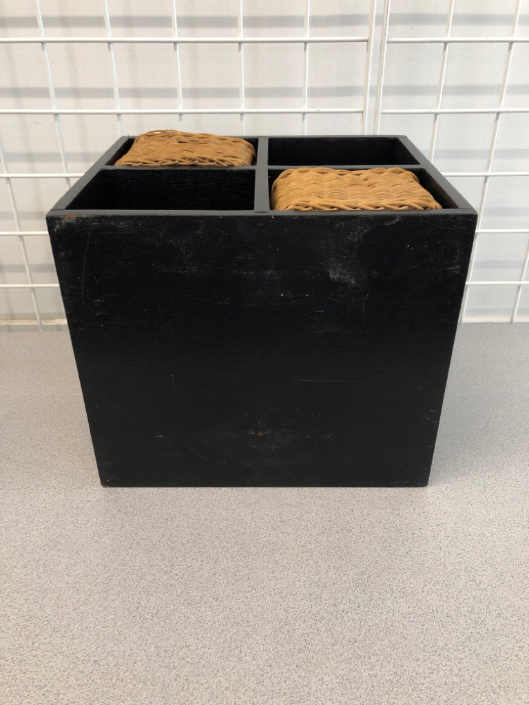 4-CUBBY BLACK ORGANIZER W/2 BINS.