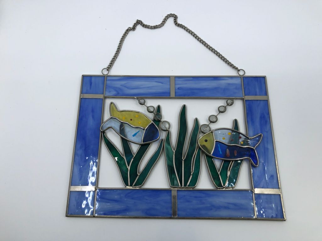 RECTANGLE STAIN GLASS FISH WALL ART.