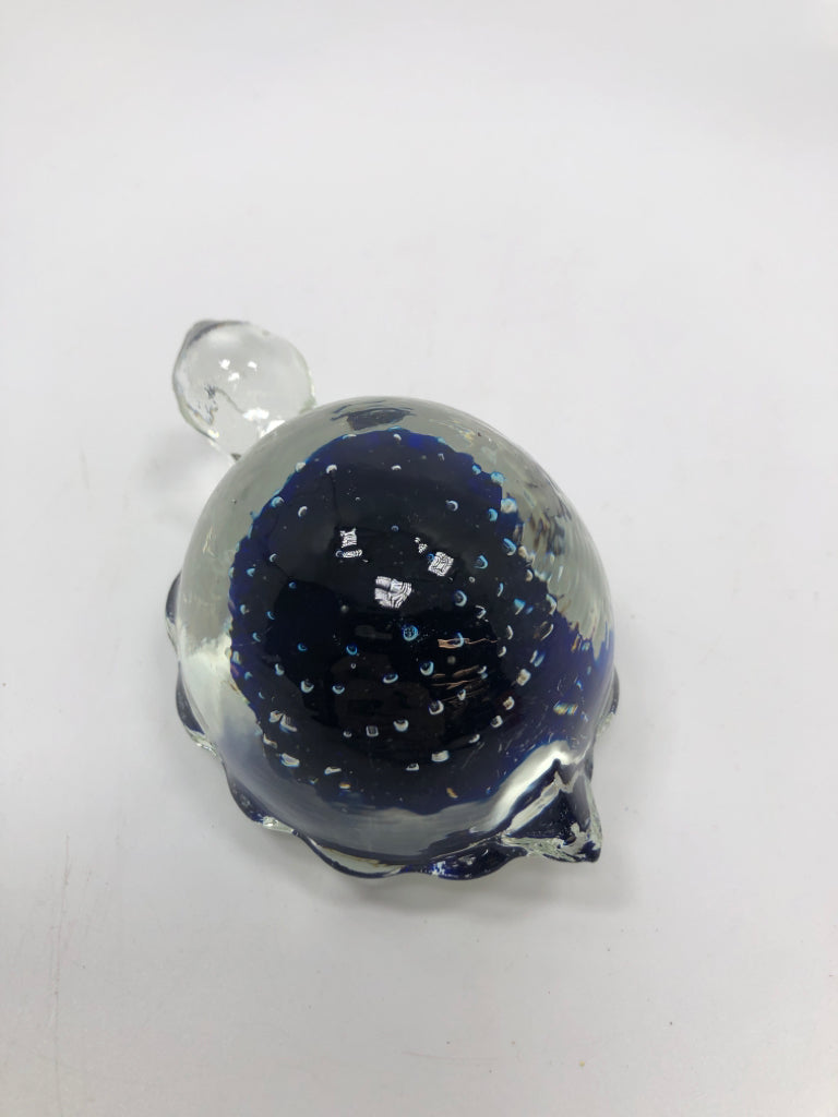 GLASS TURTLE W/BLUE CENTER.