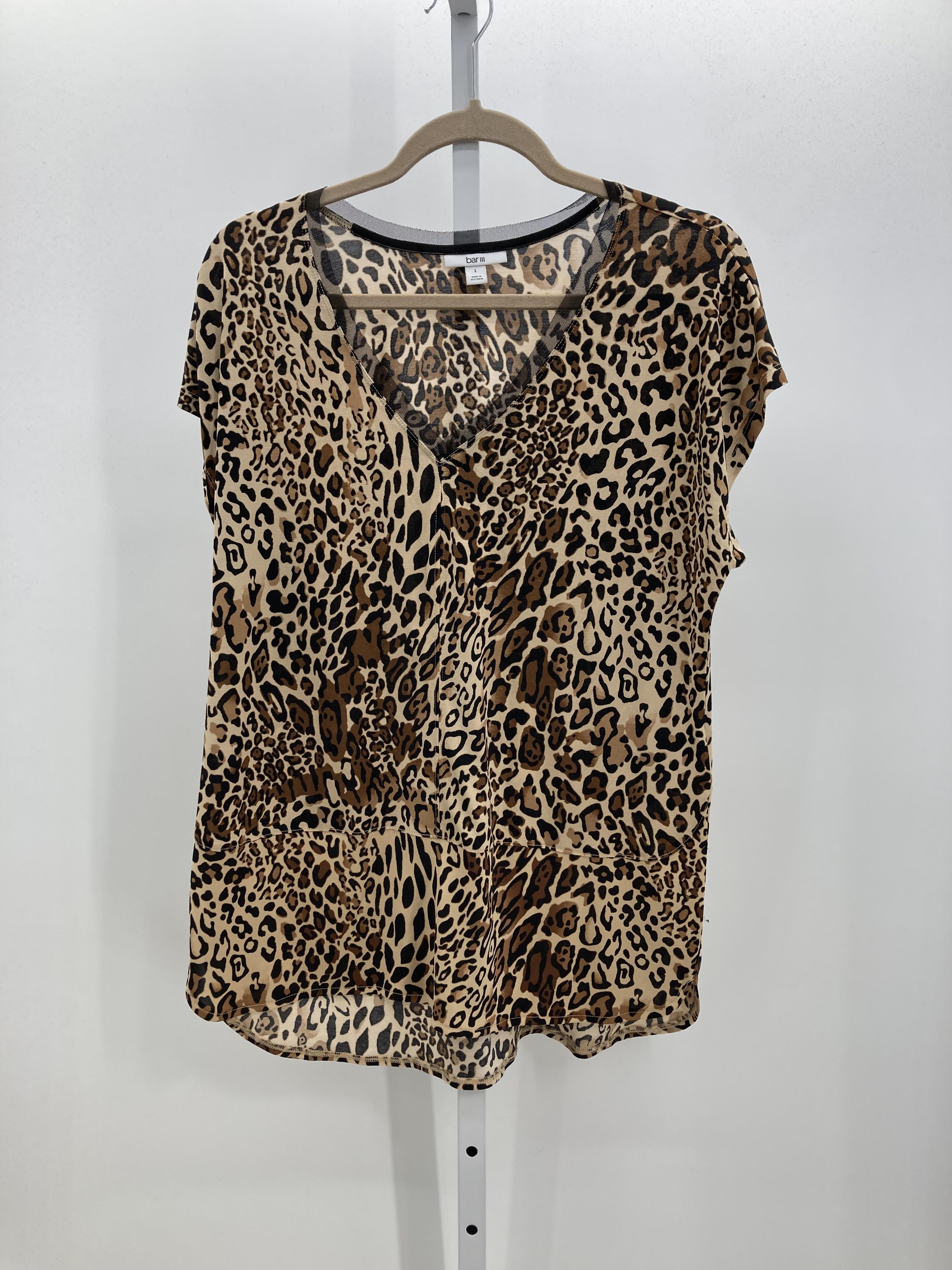 Bar III Size Large Misses Short Sleeve Shirt