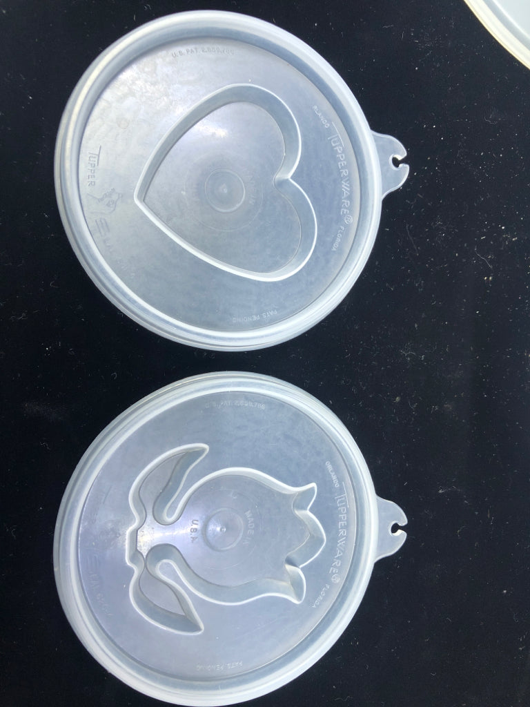 CLEAR TUPPERWARE JELLO MOLD.