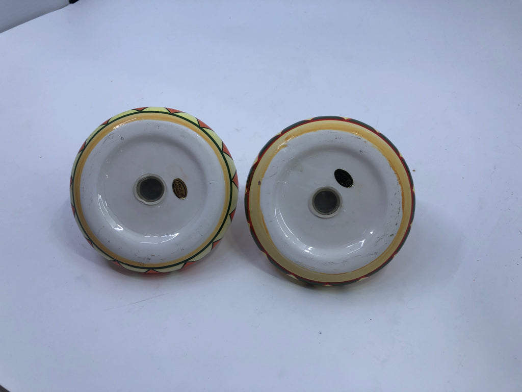 CERAMIC SOMBRERO S/P SHAKERS.