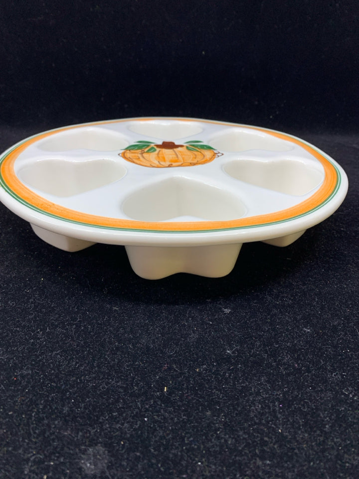 WHITE ORANGE/GREEN PUMPKIN HEART MUFFIN PAN.
