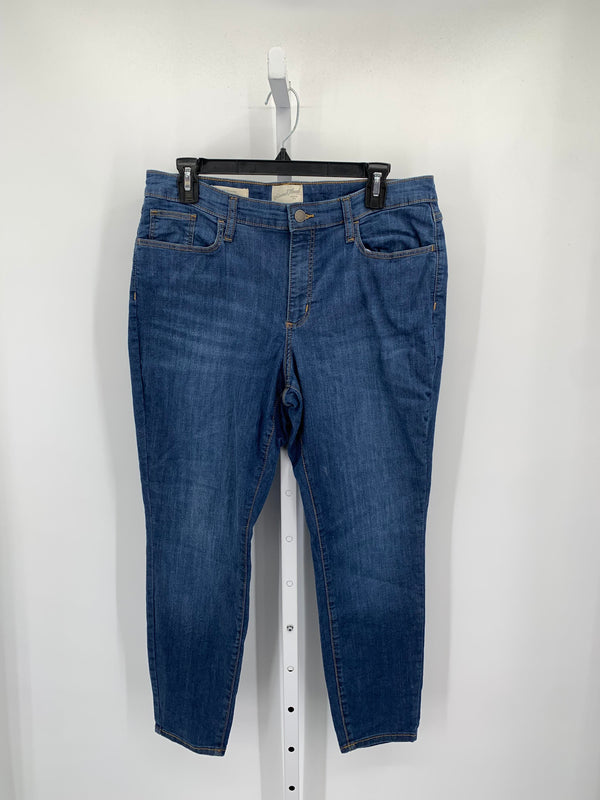 Universal Thread Size 12 Short Misses Jeans