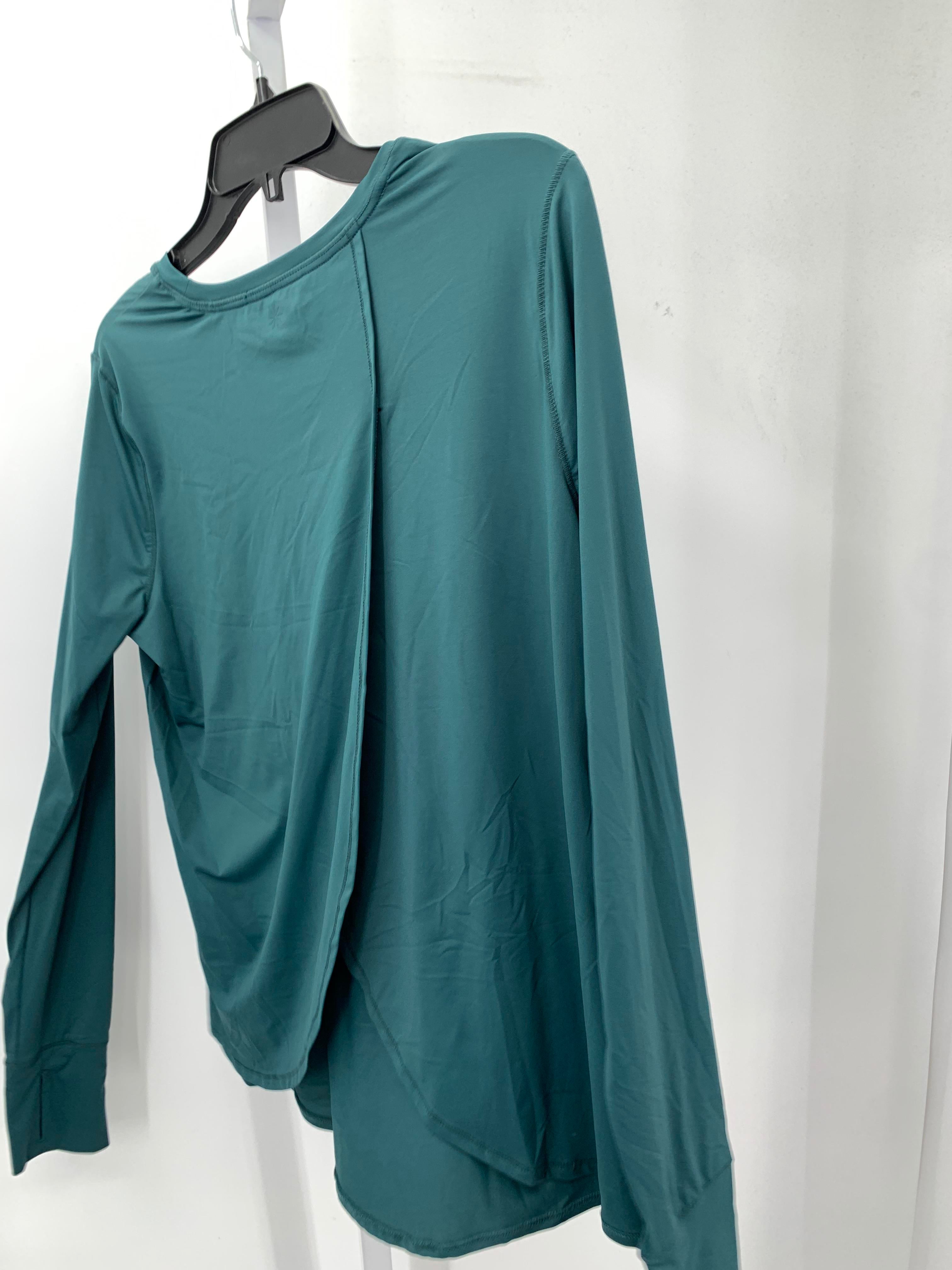 Athleta Size Medium Misses Long Sleeve Shirt