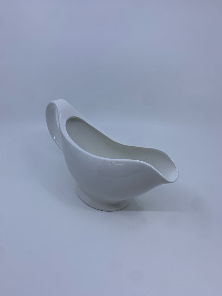 GRAVY BOAT.