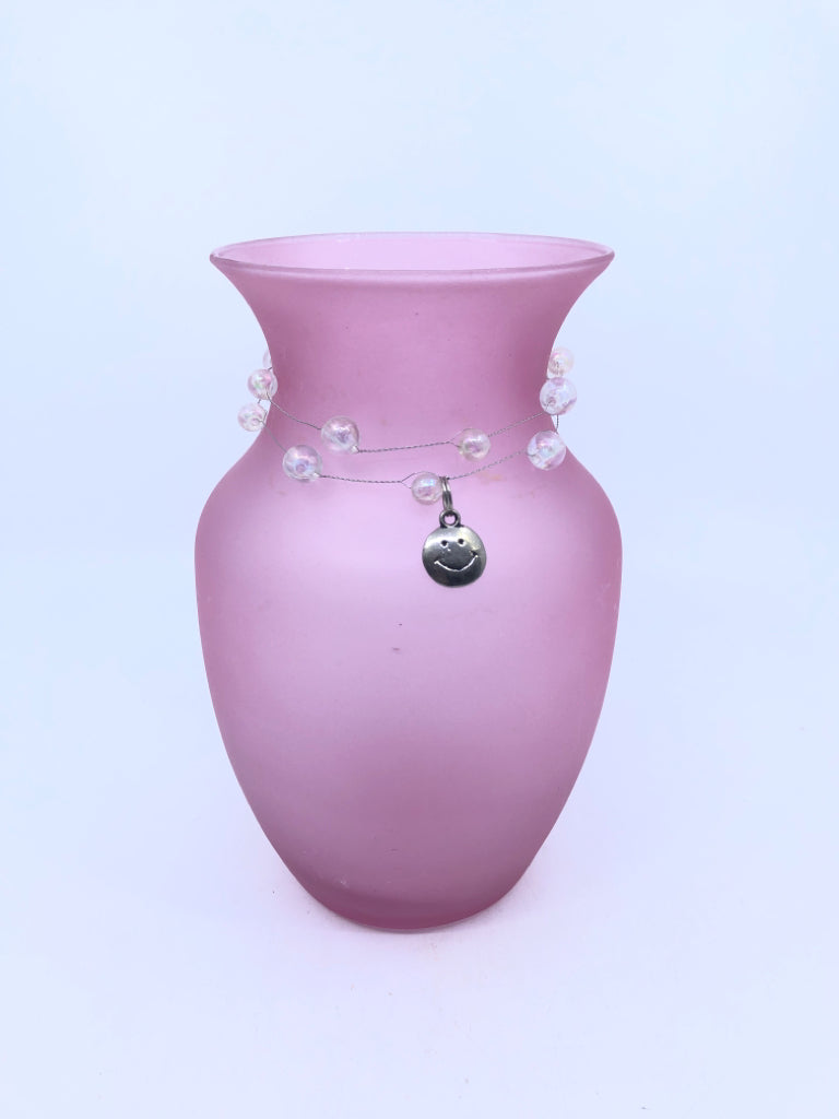 PINK FROSTED GLASS VASE W BEADS.