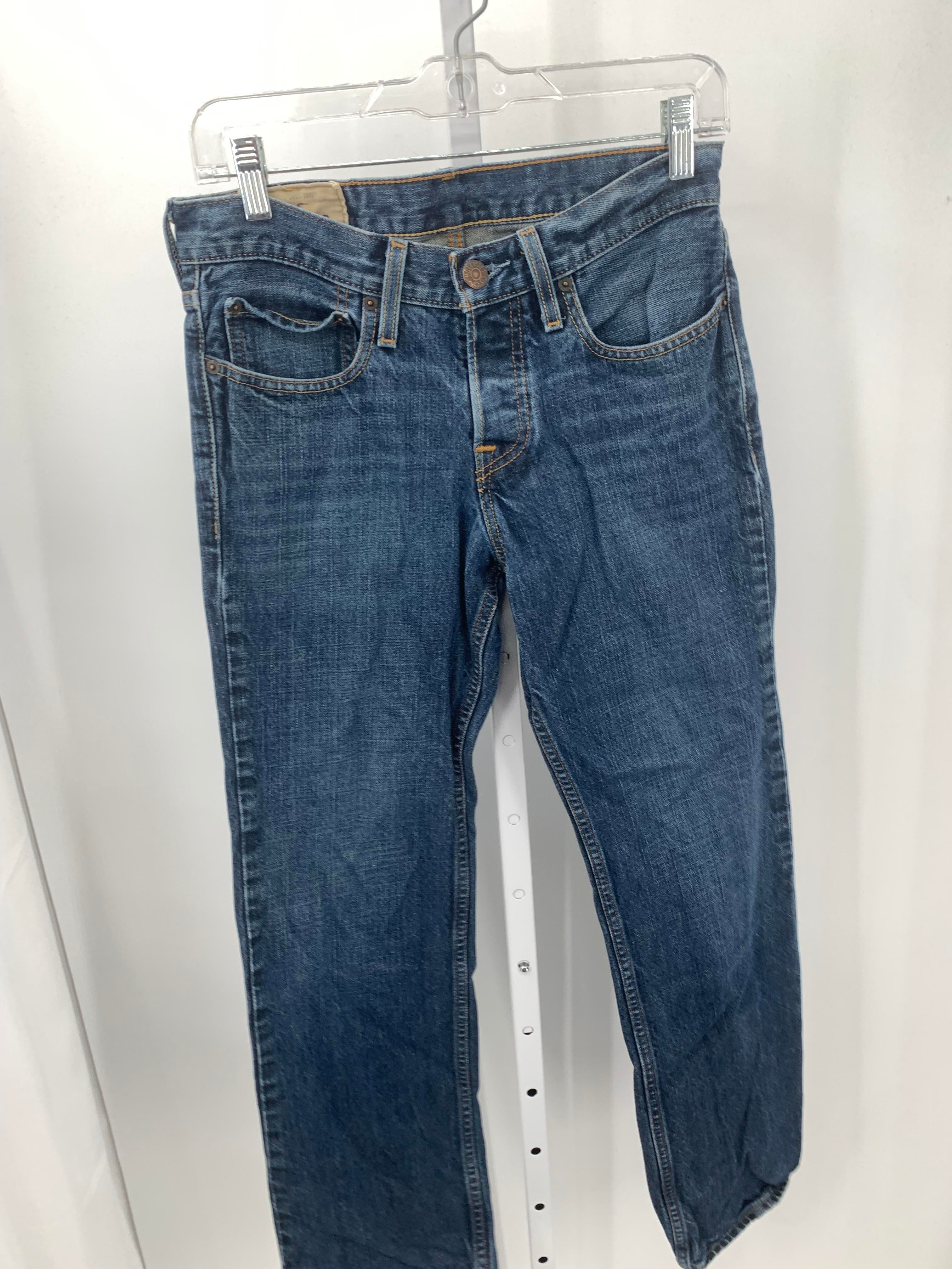 STRAIGHT LEG JEANS