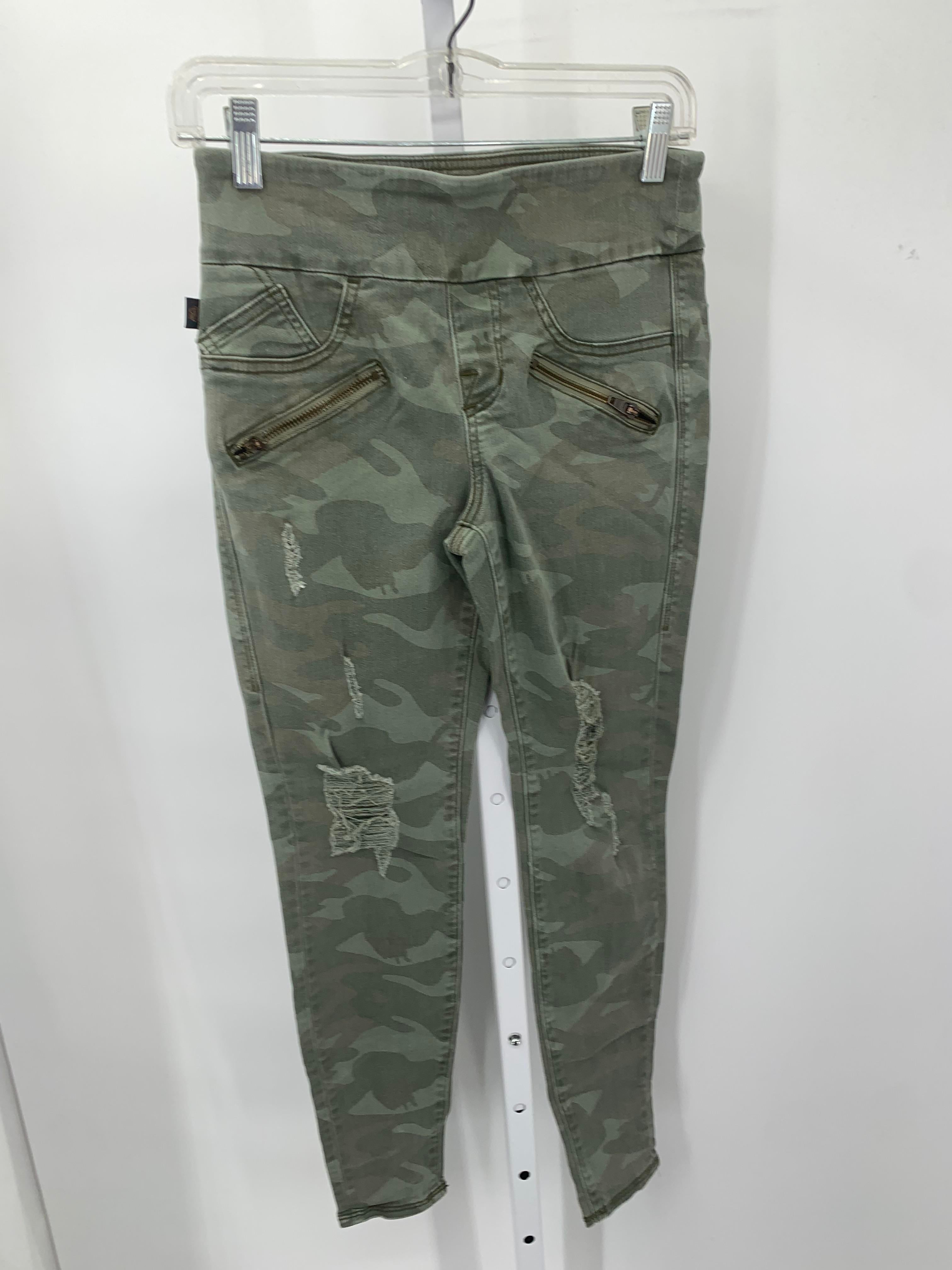 Rock & Republic Size 8 Misses Jeans