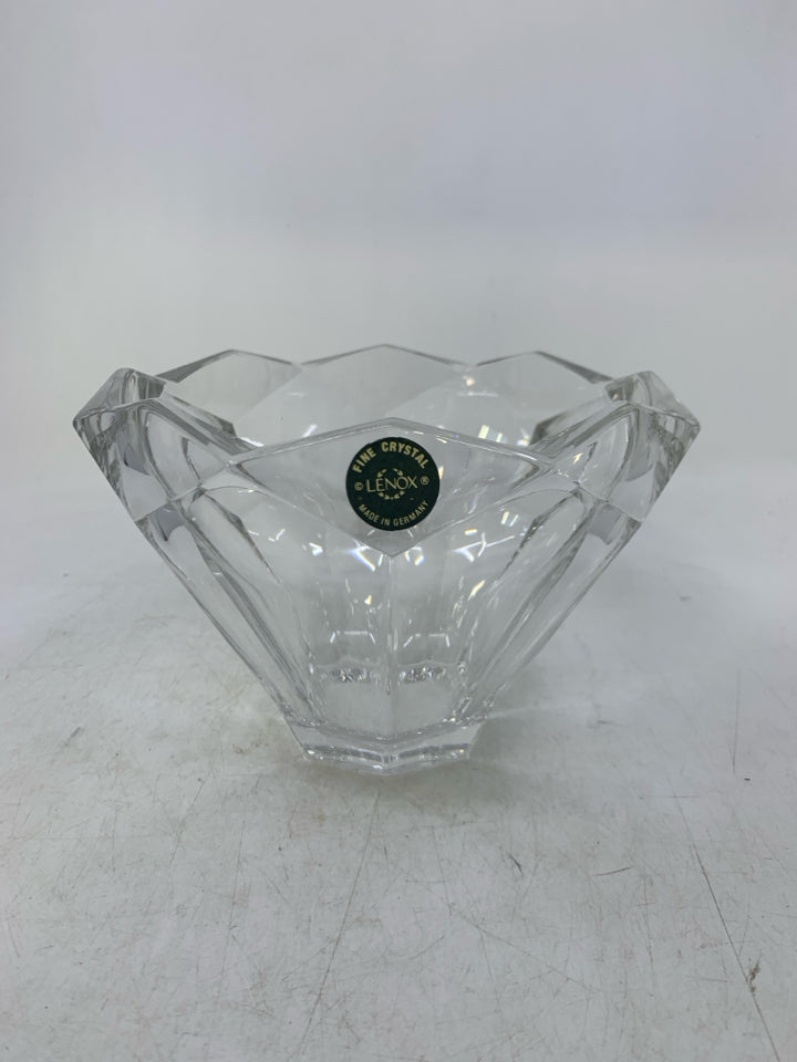 CRYSTAL OCTAGON SHAPED BOWL.