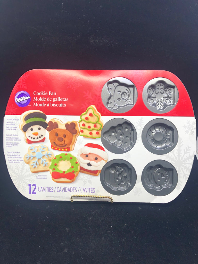 WILTON HOLIDAY COOKIE PAN.