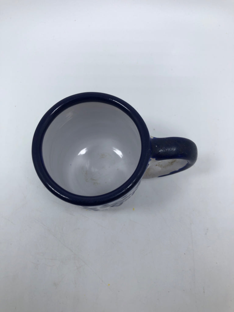 TALAVERA BLUE POTTERY MUG.