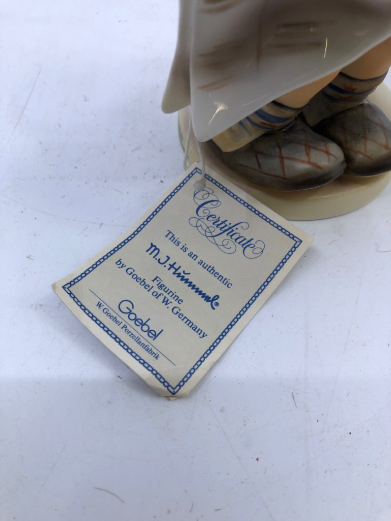 Figurine