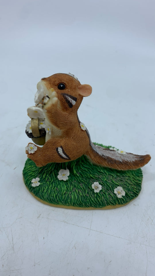 "WEDDING DAY BLOSSOMS" CHARMING TAILS FIGURE.