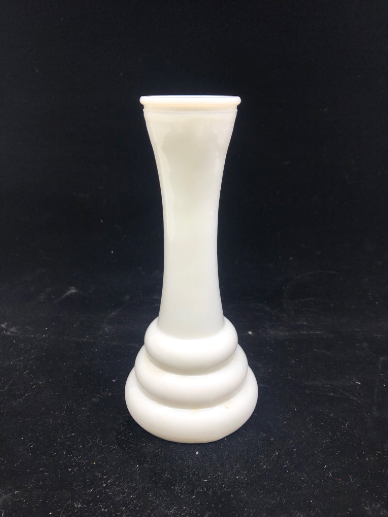 MILK GLASS BUD VASE W RIBBED BOTTOM.