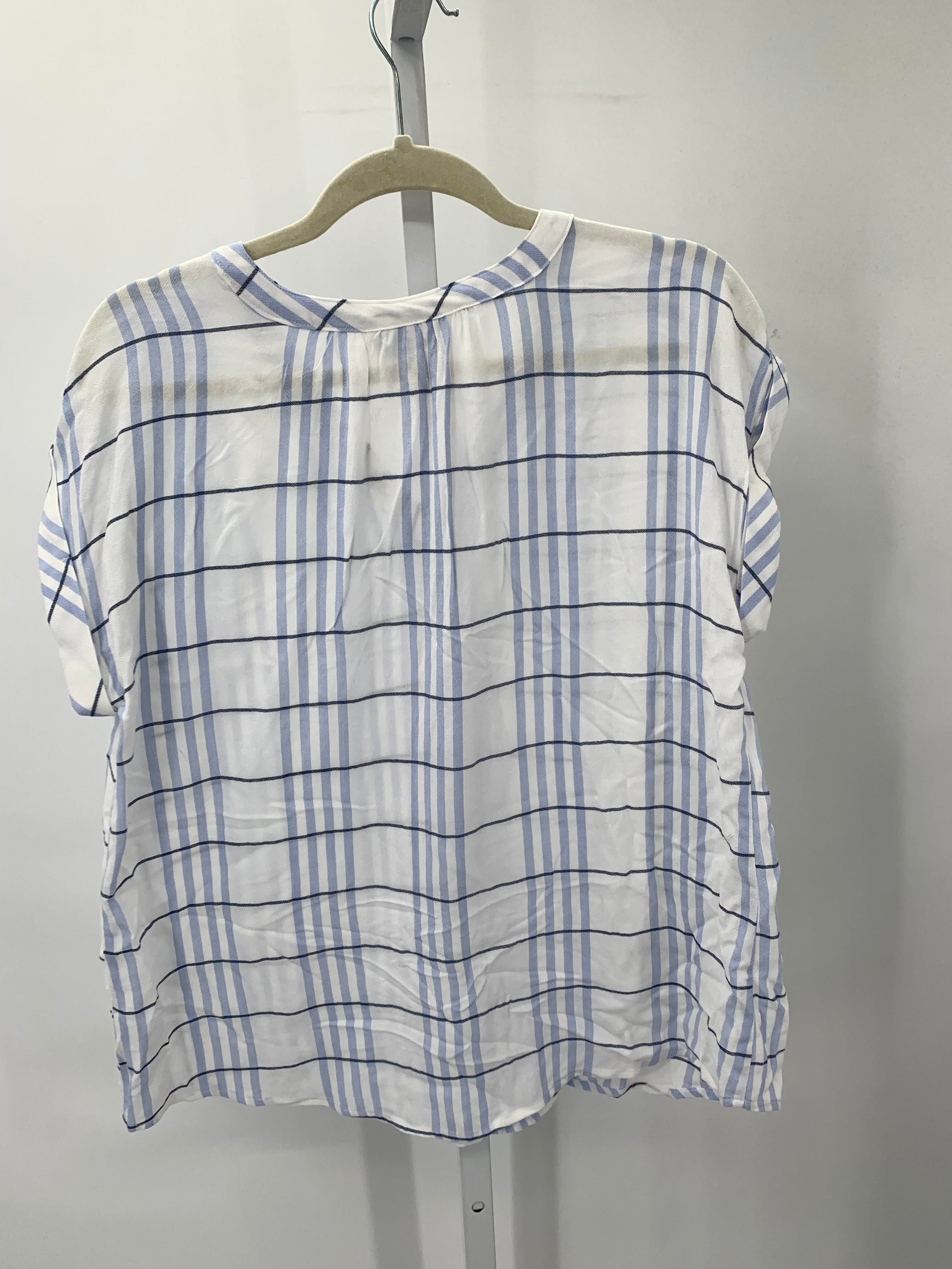 Liz Claiborne Size Medium Misses Short Sleeve Shirt