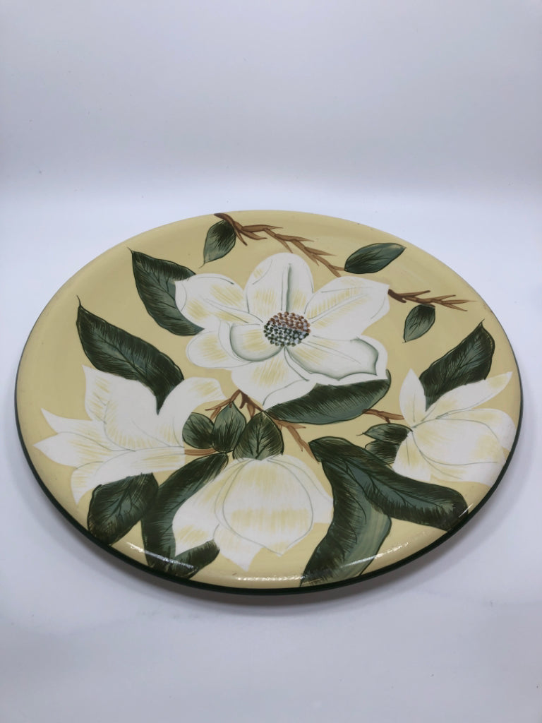 WHITE FLORAL SERVING PLATTER.