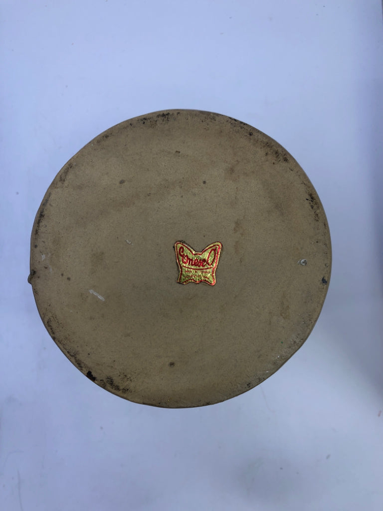 VTG BROWN AND TAN POTTERY CROC W HANDLES.
