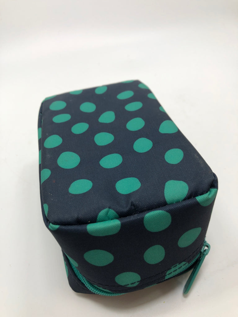 POLKA DOT SMALL TRAVEL JEWELRY CASE THIRTY-ONE.