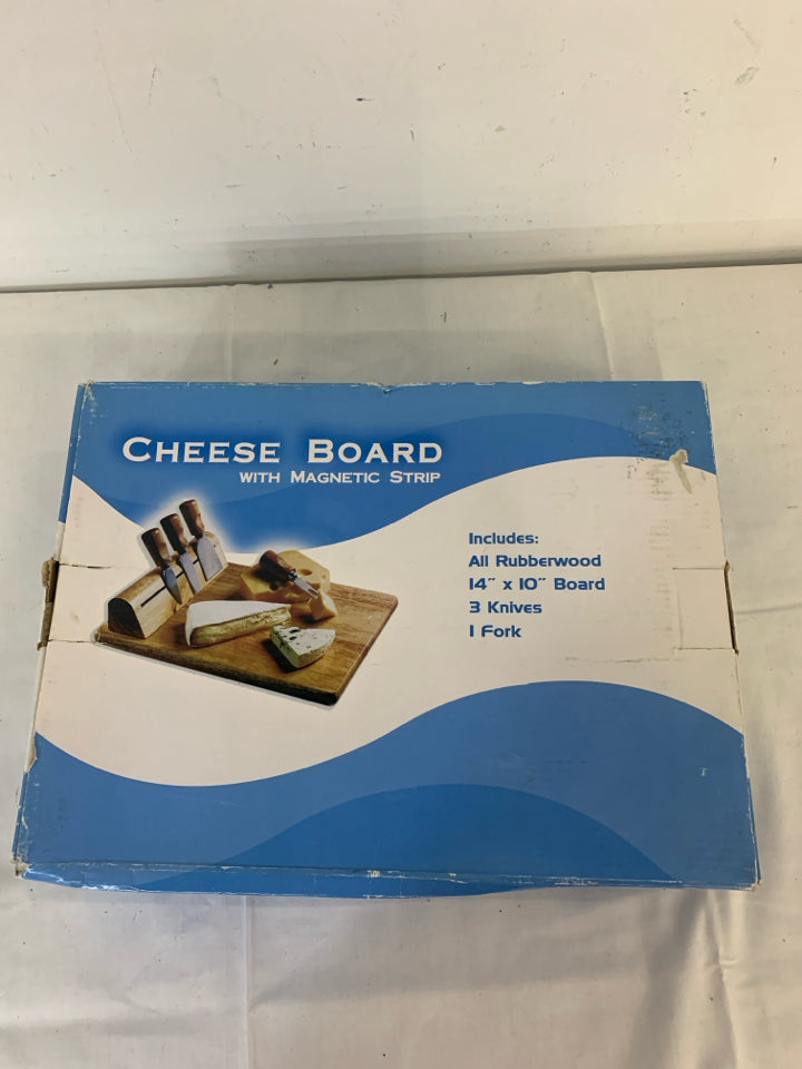 NIB CHEESE BOARD W MAGNETIC STRIP.