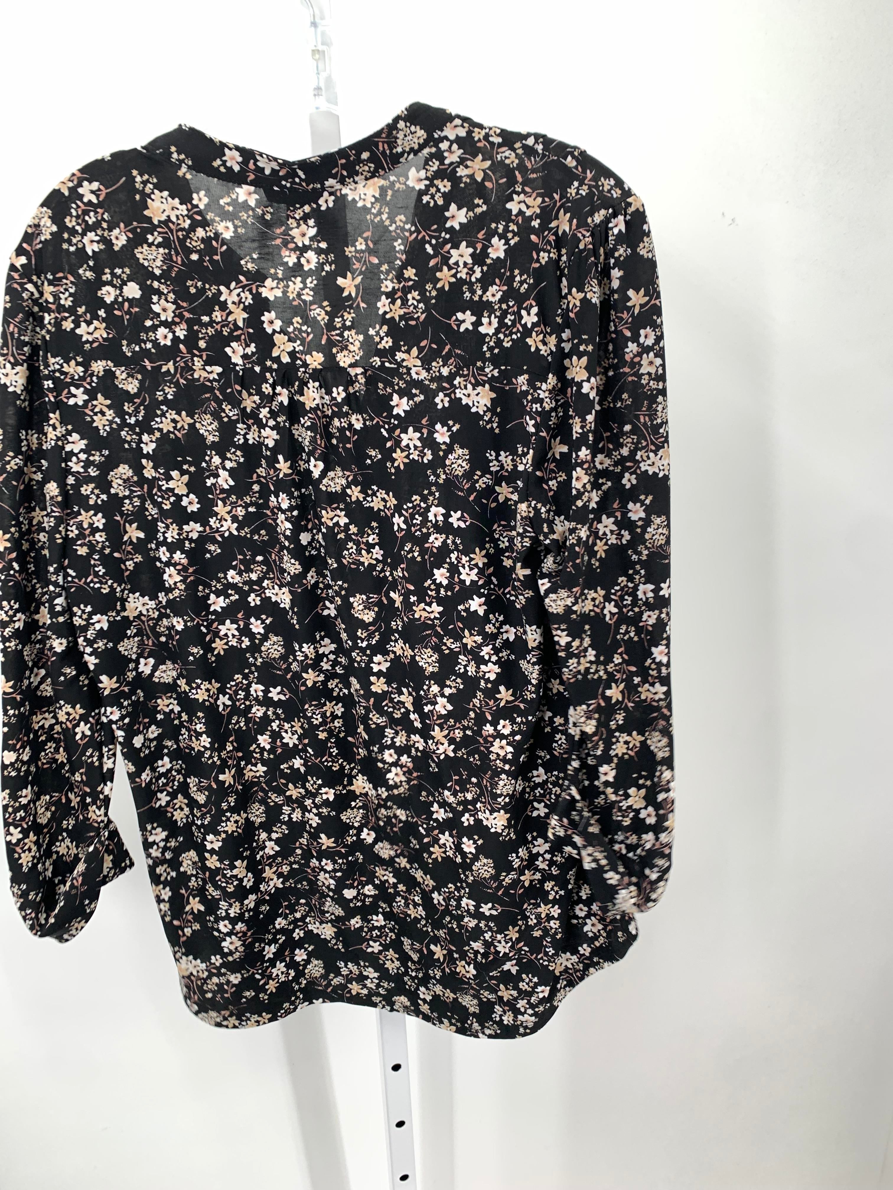 Size Medium Misses 3/4 Sleeve Shirt