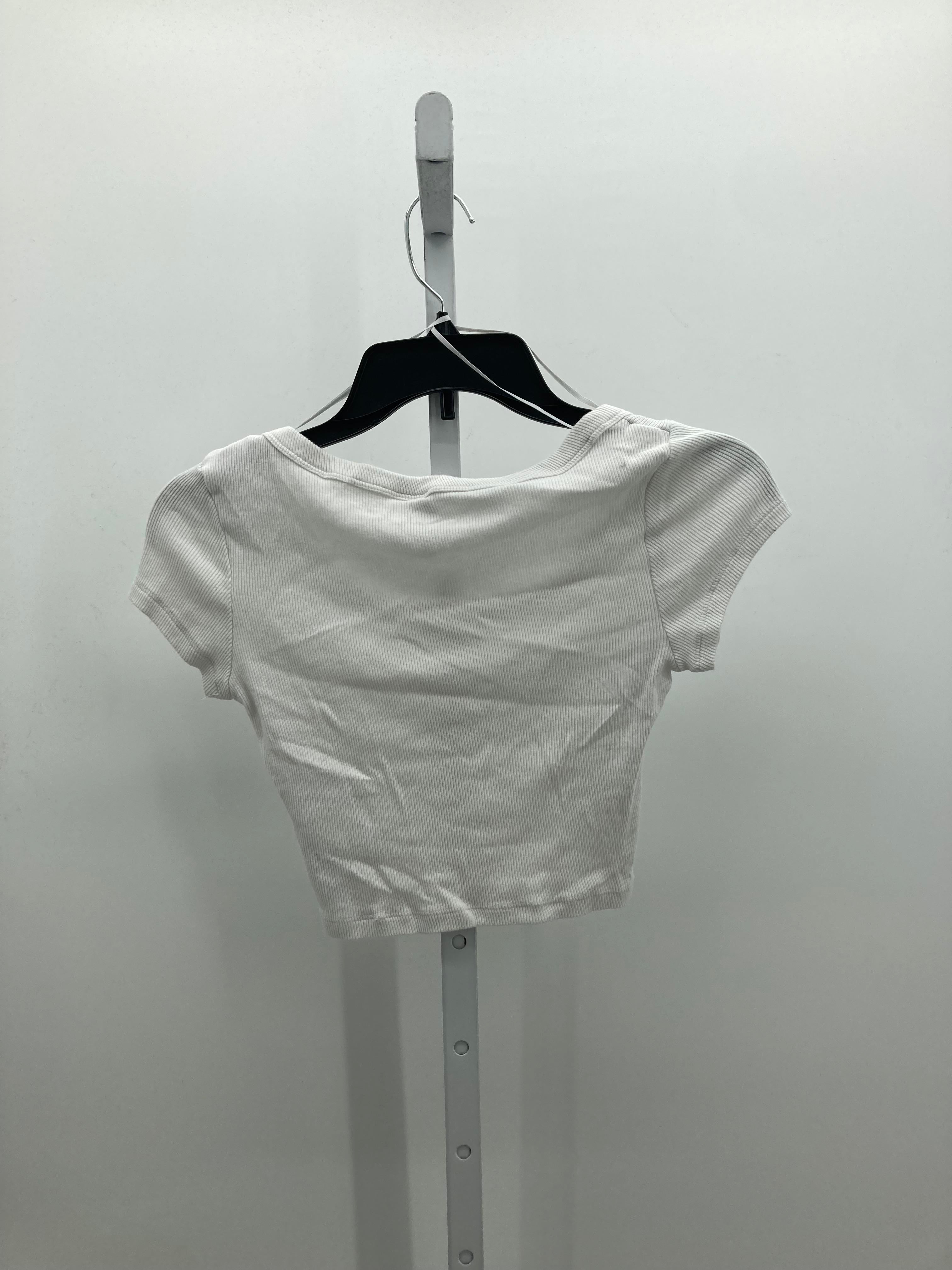 Divided Size Small Juniors Short Sleeve Shirt