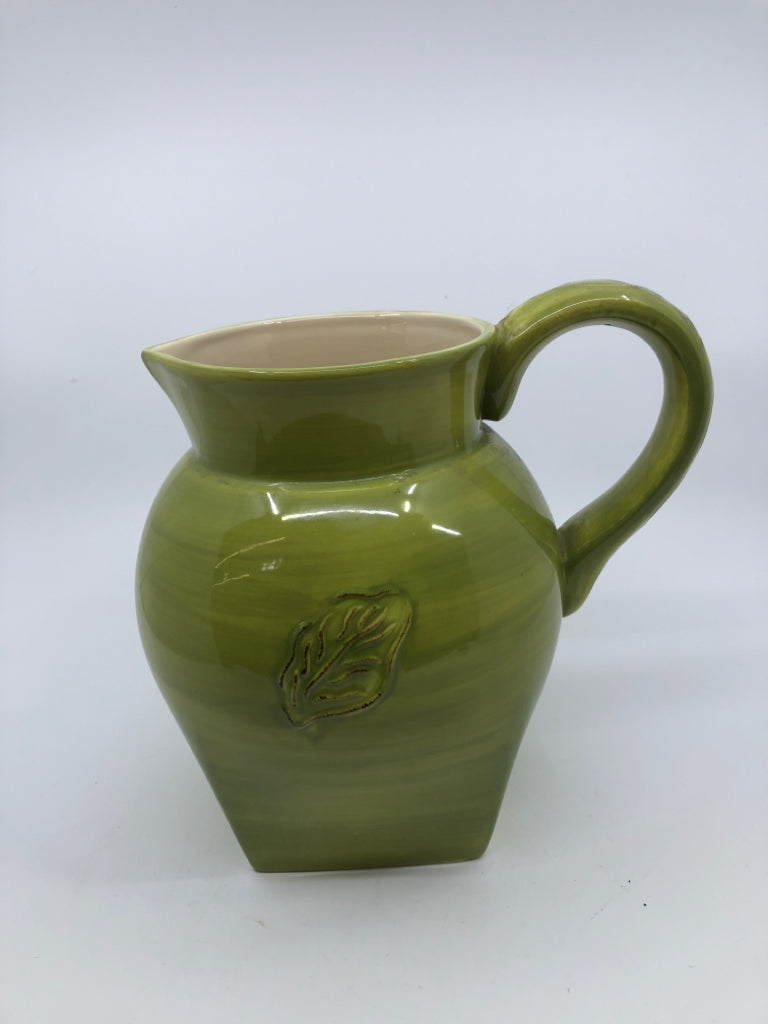 GREEN SQUARE BASE PITCHER.