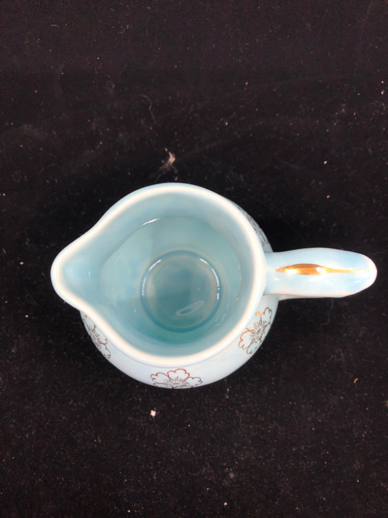 SMALL BLUE FLORAL CREAMER.