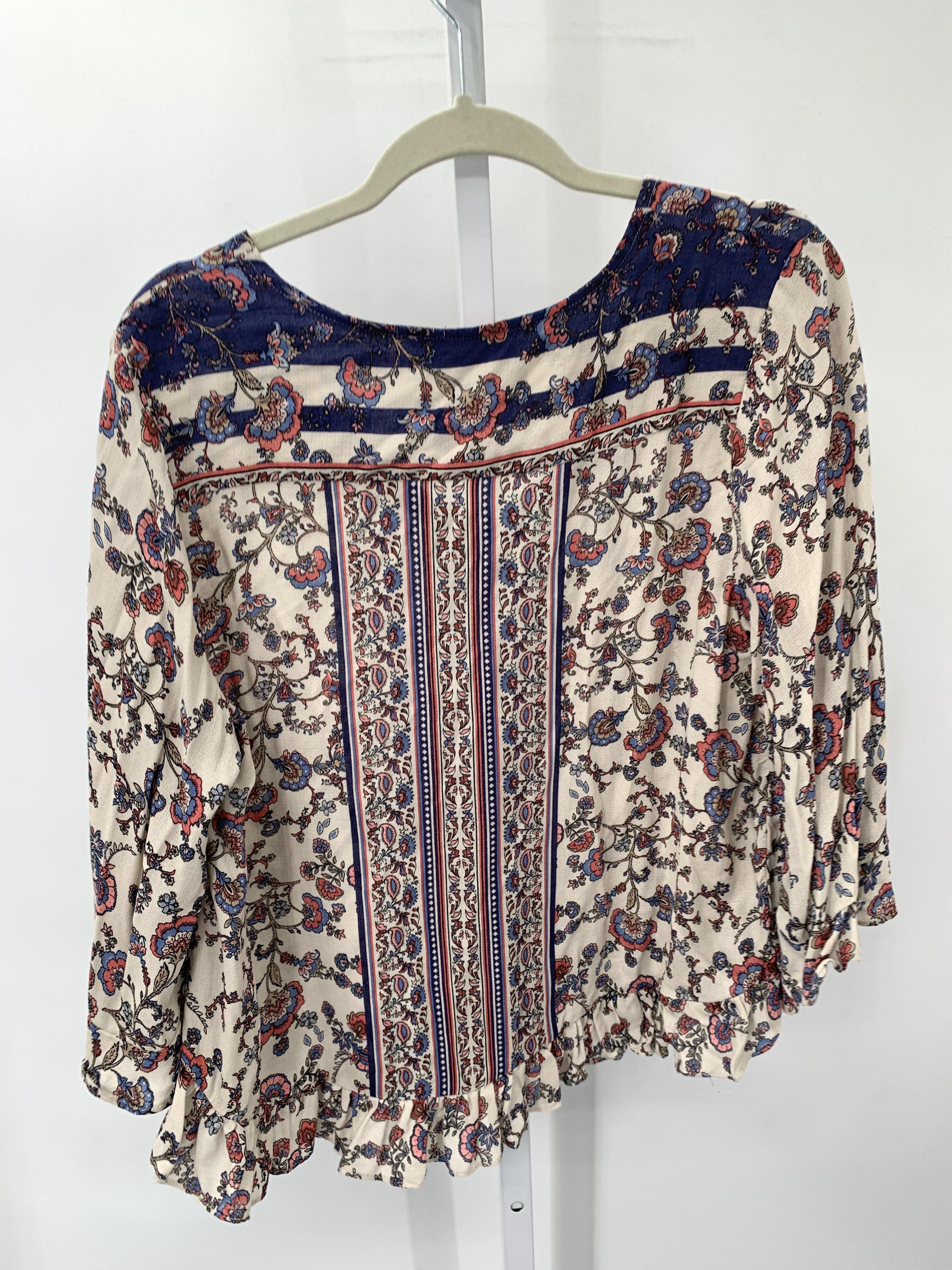 Size Large Misses 3/4 Sleeve Shirt