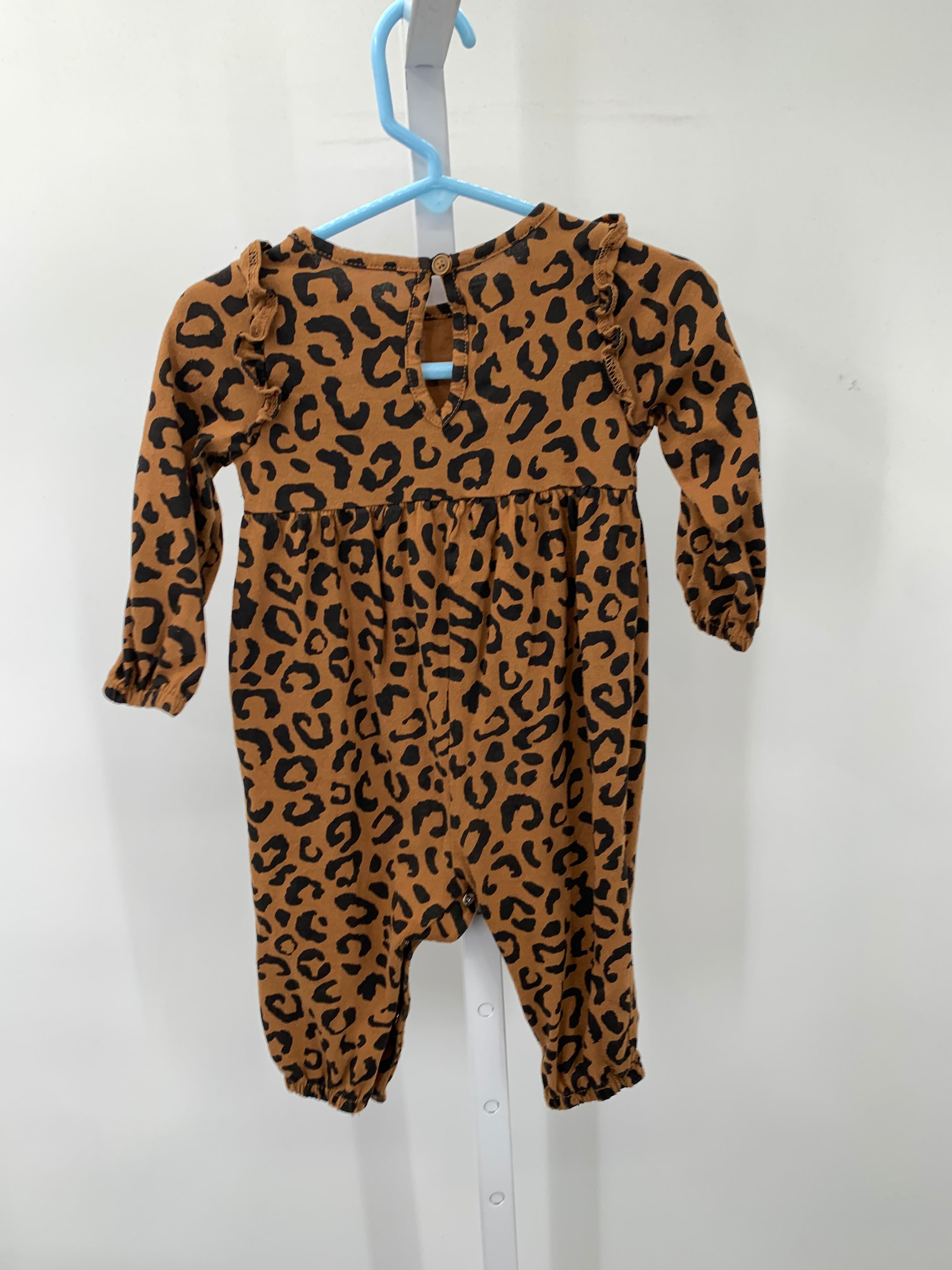 Old Navy Size 6-12 mon Girls Long Slv. Romper