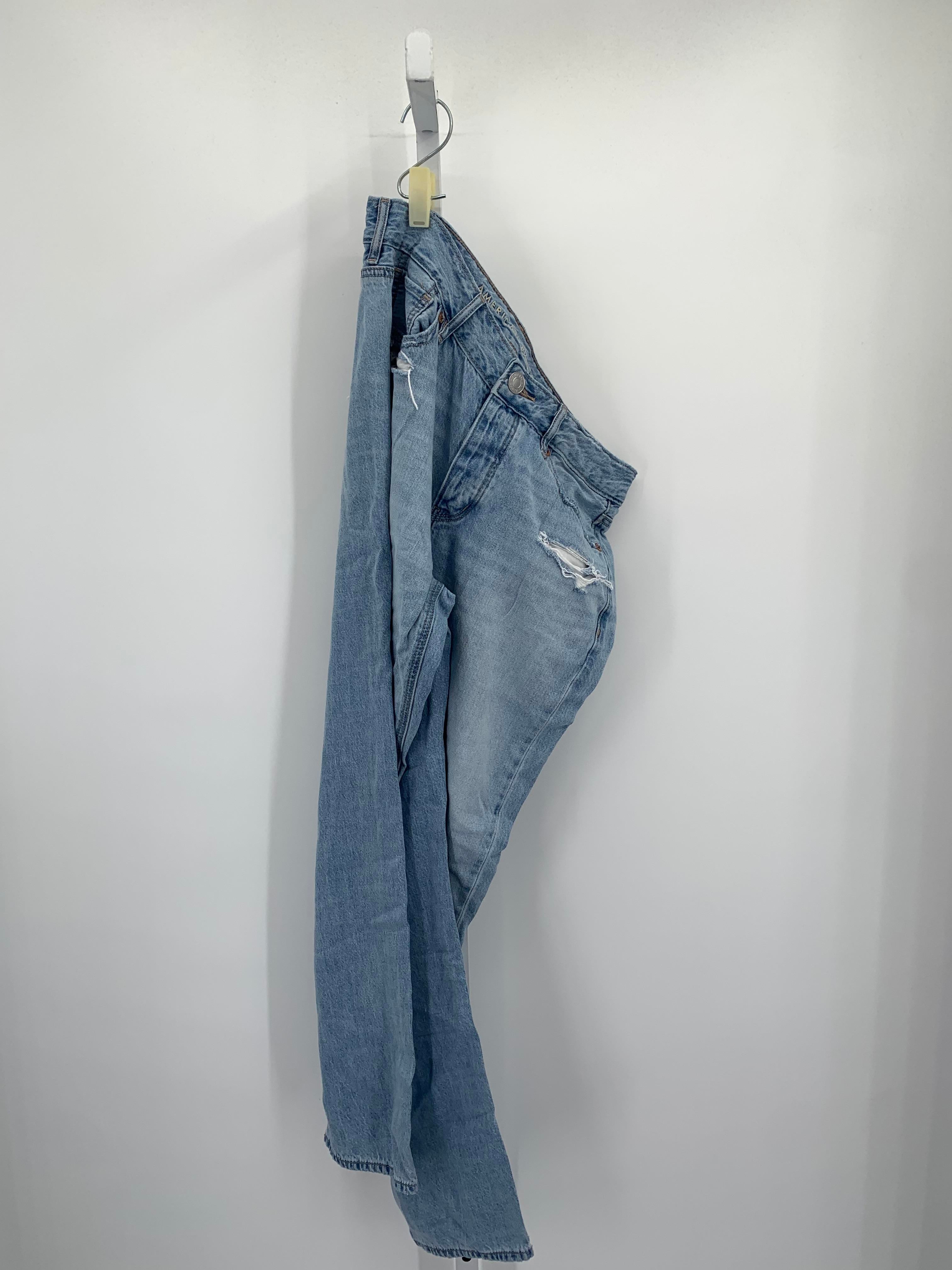 American Eagle Size 4 Misses Jeans