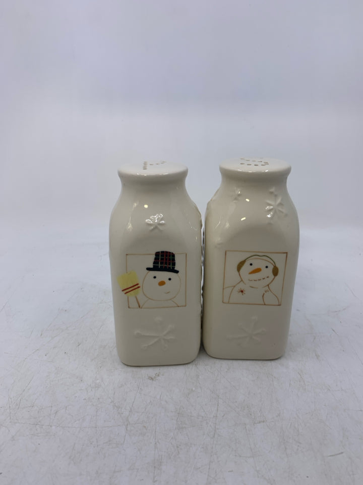 LARGE SNOWMAN SALT & PEPPER.