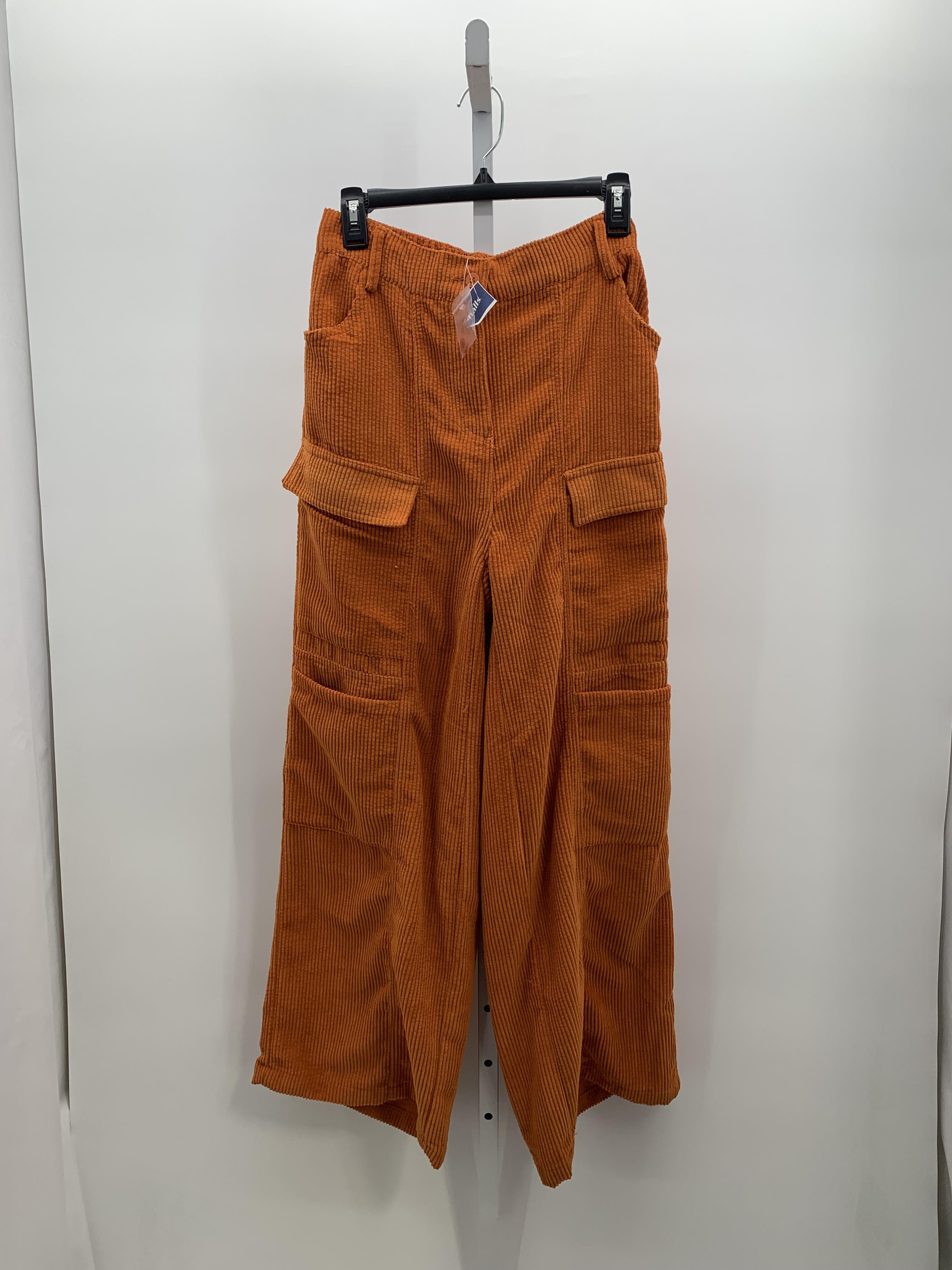 Size Medium Juniors Corduroy