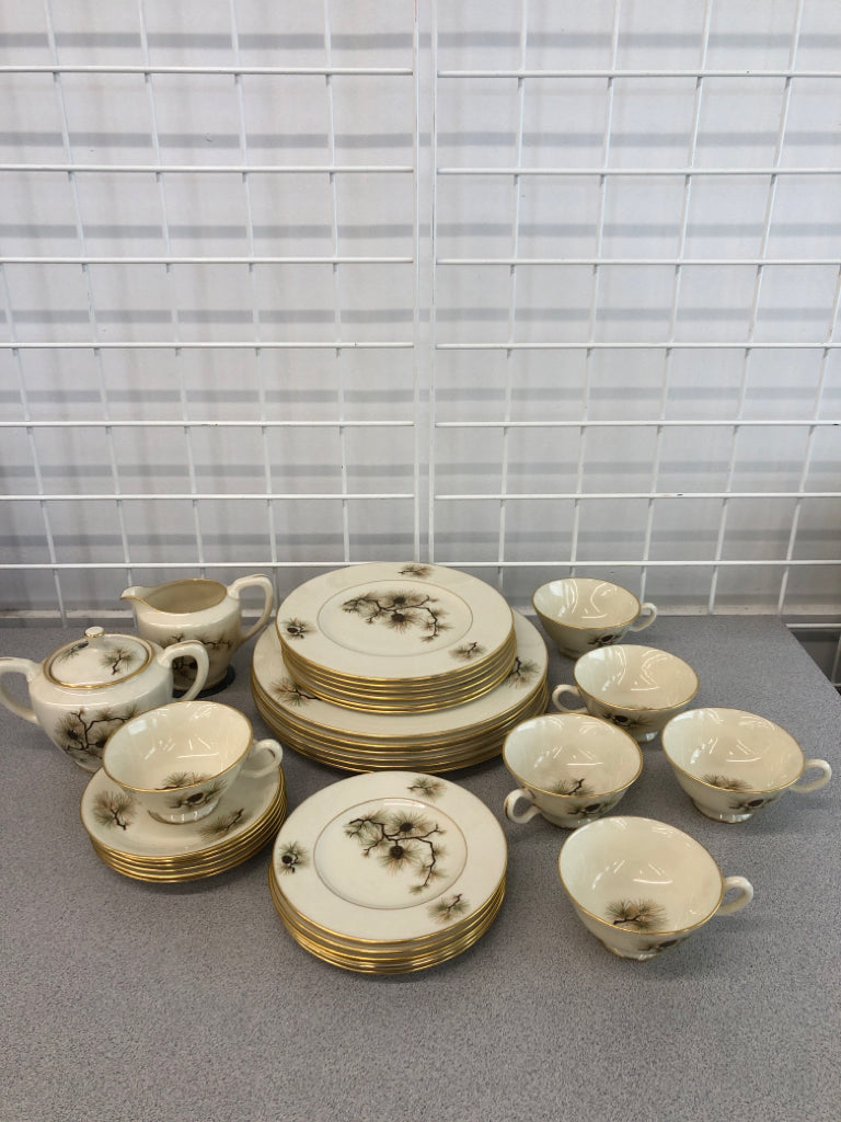 32PC PINECONE DISH SET - LENOX - SRV FOR 6.