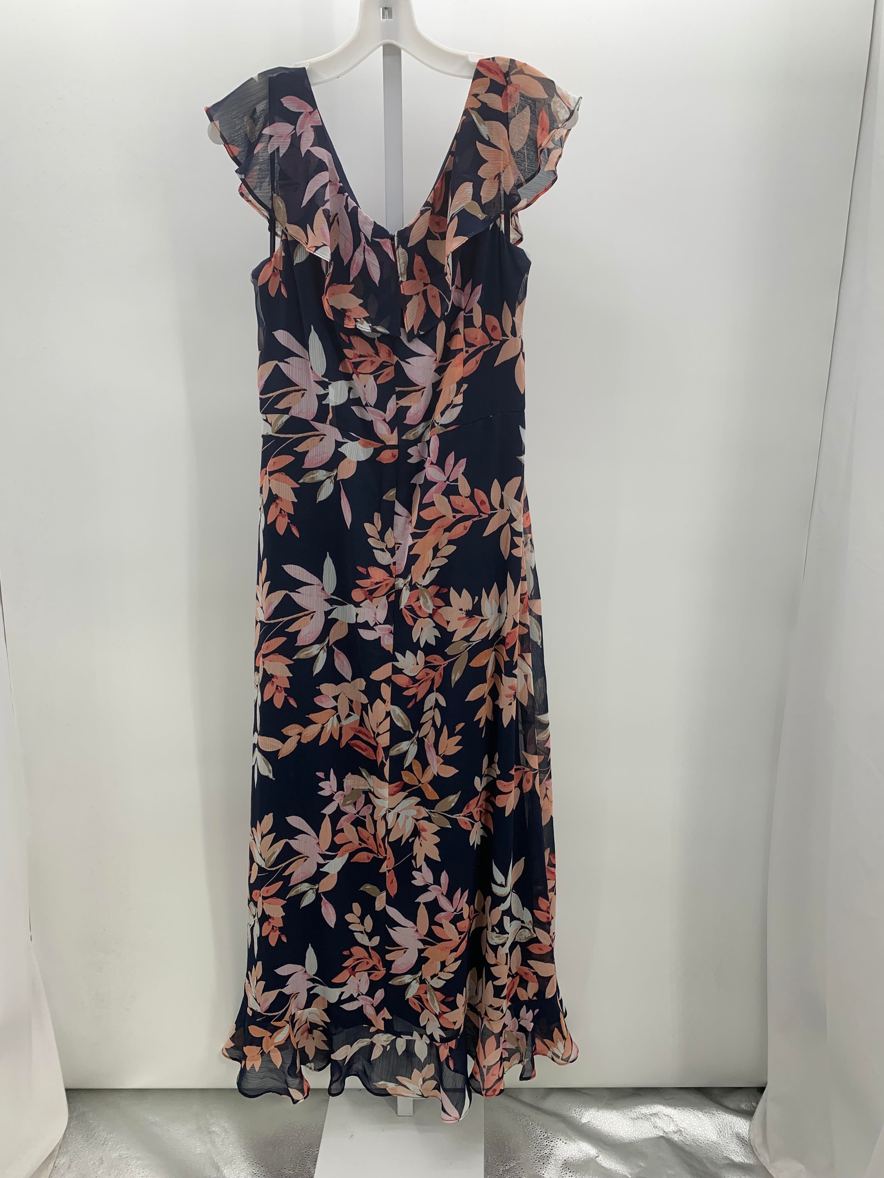London Times Size 14 Misses Sleeveless Dress